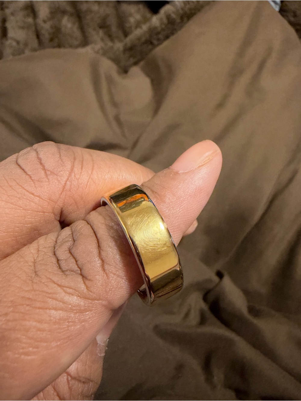Oura Ring 4 Rose Gold & wireless charging case Size 12